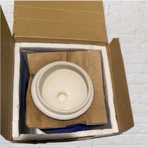 COOKIE JAR -- Snowman, Blue and White Christmas/Holiday Theme, New In The Box - Picture 10 of 11